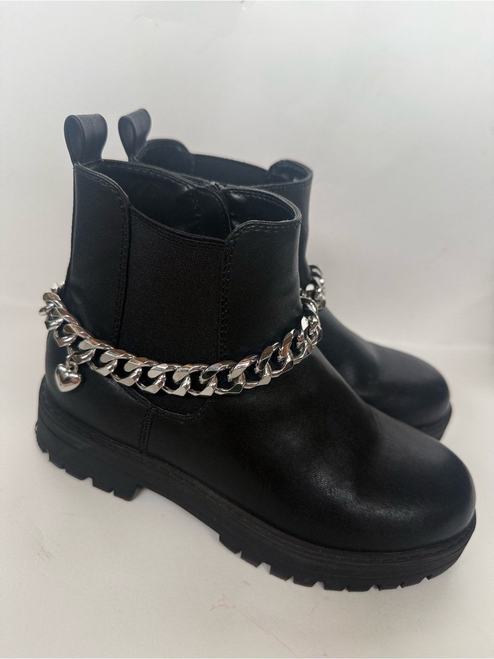 Nordstrom Black Kids Chelsea Boots with Silver Chain